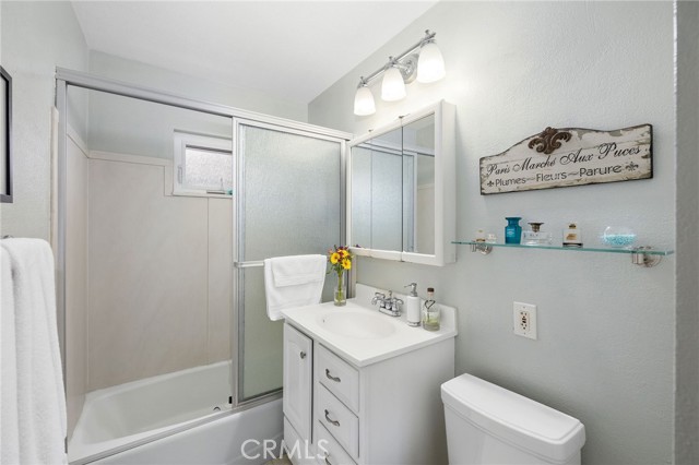 2603 Flournoy Road, Manhattan Beach, California 90266, 3 Bedrooms Bedrooms, ,1 BathroomBathrooms,Residential,Sold,Flournoy,SB22103964