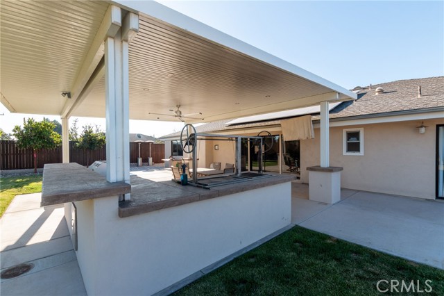 1216 Shady Glen Court, Santa Maria CA: https://media.crmls.org/medias/f5ab3fd5-3223-42e8-b5a9-4b48d21d97e2.jpg