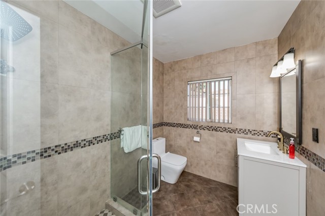 Detail Gallery Image 15 of 39 For 814 Kellogg, Glendale,  CA 91202 - 3 Beds | 2 Baths