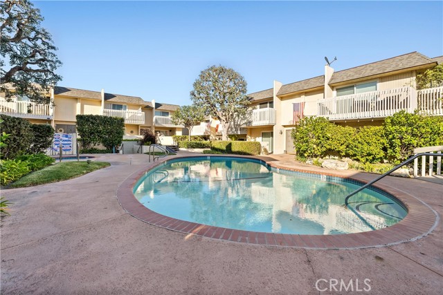 1200 Opal Street, Redondo Beach, California 90277, 2 Bedrooms Bedrooms, ,2 BathroomsBathrooms,Residential,Sold,Opal,SB22090964