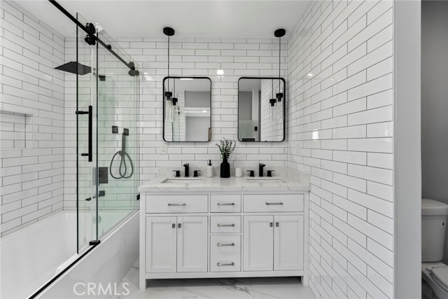 8460 Truxton Avenue, Los Angeles CA: https://media.crmls.org/medias/f5add84c-e19b-447c-8834-f1db0e7c13fd.jpg