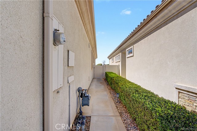 Detail Gallery Image 3 of 31 For 399 Northwood, Banning,  CA 92220 - 2 Beds | 2 Baths