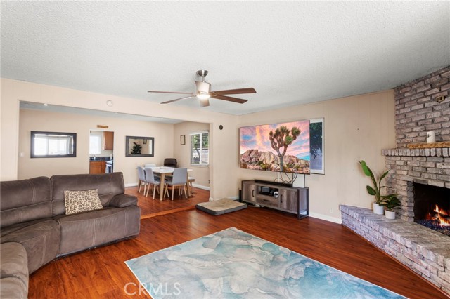 Detail Gallery Image 8 of 31 For 17043 E Cypress St, Covina,  CA 91722 - 3 Beds | 2 Baths