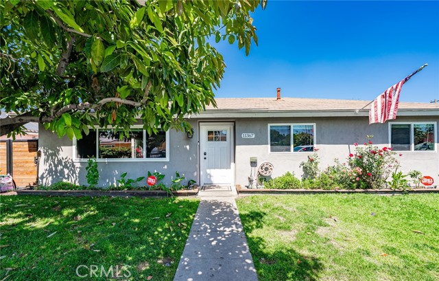 Detail Gallery Image 1 of 50 For 11367 Pope Ave, Lynwood,  CA 90262 - – Beds | – Baths