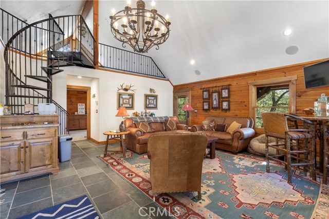 Detail Gallery Image 3 of 43 For 5765 Dago Lane, Paso Robles,  CA 93446 - 1 Beds | 2 Baths