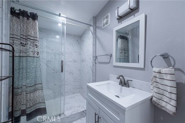 4759 Cochran Street, Simi Valley CA: https://media.crmls.org/medias/f5b1aa87-da8d-4ba3-a8b8-a39b41b82c03.jpg