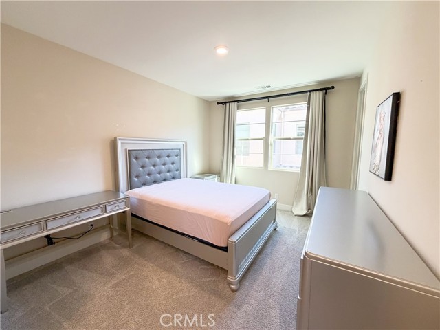 Detail Gallery Image 36 of 46 For 64 Turnstone, Irvine,  CA 92618 - 4 Beds | 4/1 Baths