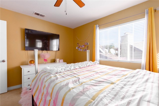 Detail Gallery Image 19 of 28 For 19596 Brisbane, Riverside,  CA 92508 - 3 Beds | 2/1 Baths