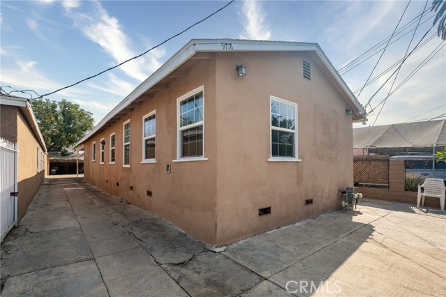 9718 Evers Ave, Los Angeles, CA 90002