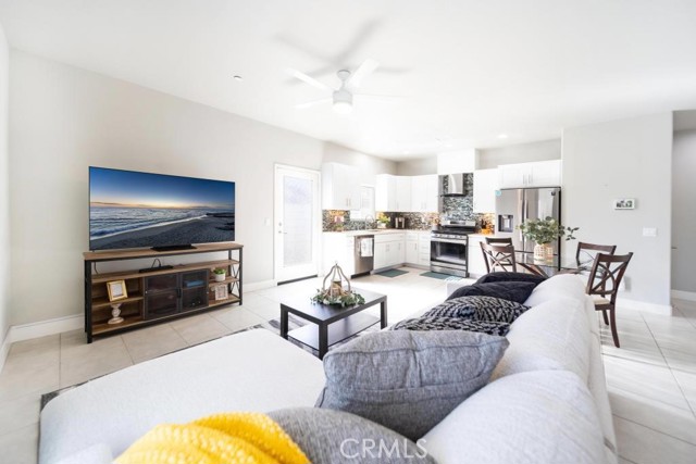 Detail Gallery Image 6 of 26 For 13645 Quinta, Desert Hot Springs,  CA 92240 - 3 Beds | 2 Baths