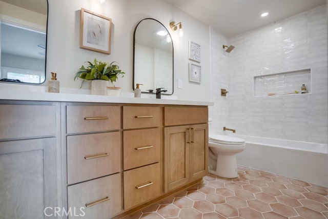 Detail Gallery Image 32 of 42 For 3635 W 64th St, Los Angeles,  CA 90043 - 4 Beds | 2/1 Baths