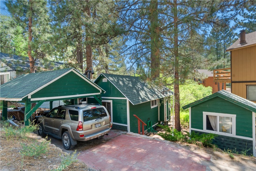 33445 Wild Rose Drive