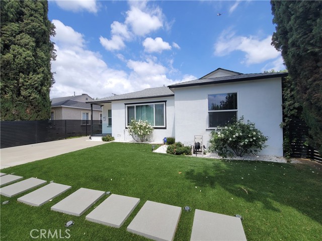 17557 Lemay Place, Lake Balboa CA: https://media.crmls.org/medias/f5b4c818-5690-4362-a6eb-d8659627edf7.jpg