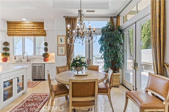 7 Vista Luci, Newport Coast CA: https://media.crmls.org/medias/f5b4cda3-a1df-4fa3-b12b-d803137bbe6b.jpg