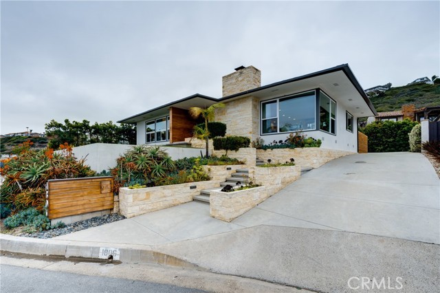 1806 Calle Leticia, San Clemente CA: https://media.crmls.org/medias/f5b542d7-8737-46cb-8f10-561e5b16ee26.jpg