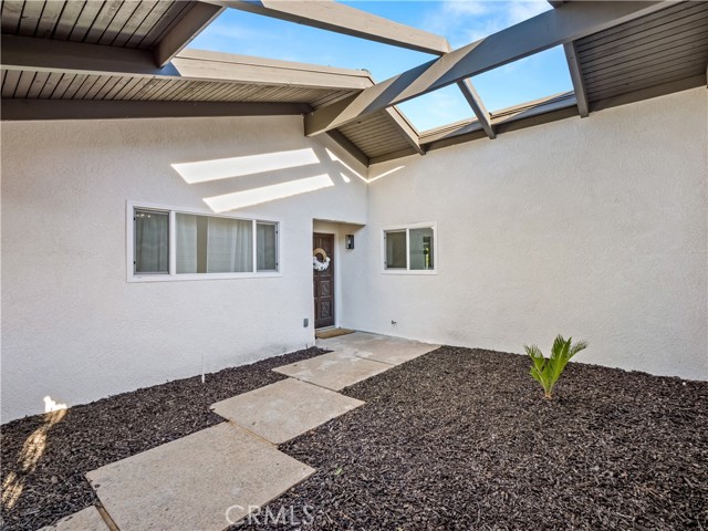 Detail Gallery Image 19 of 66 For 5527 W Olive Ave, Fresno,  CA 93722 - 4 Beds | 3/1 Baths