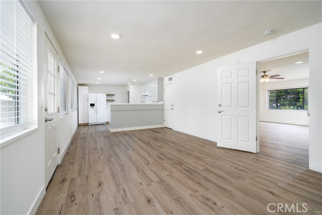 Detail Gallery Image 6 of 17 For 2029 Republic Ave, Costa Mesa,  CA 92627 - 3 Beds | 2 Baths