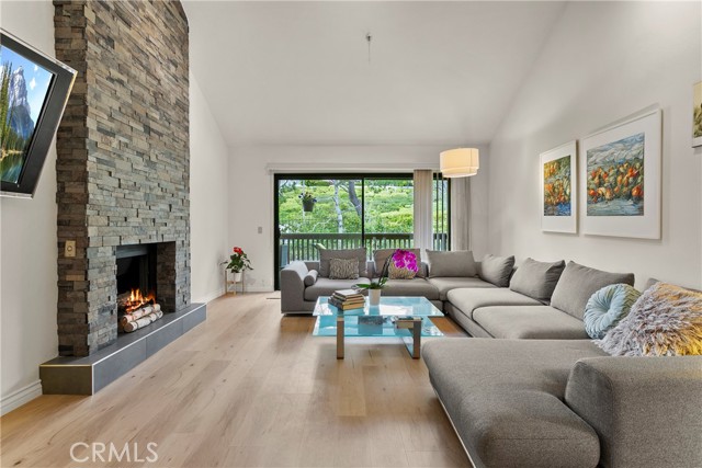 Detail Gallery Image 1 of 27 For 2 Canyon Island Dr #22,  Newport Beach,  CA 92660 - 2 Beds | 2 Baths