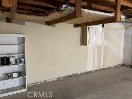 https://media.crmls.org/medias/f5b767e6-b687-4dda-aefc-3acc4c20b358.jpg?preset=X-Large