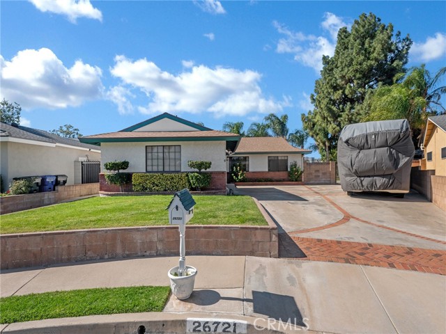 Detail Gallery Image 2 of 34 For 26721 Diaz Dr, Saugus,  CA 91350 - 4 Beds | 2 Baths