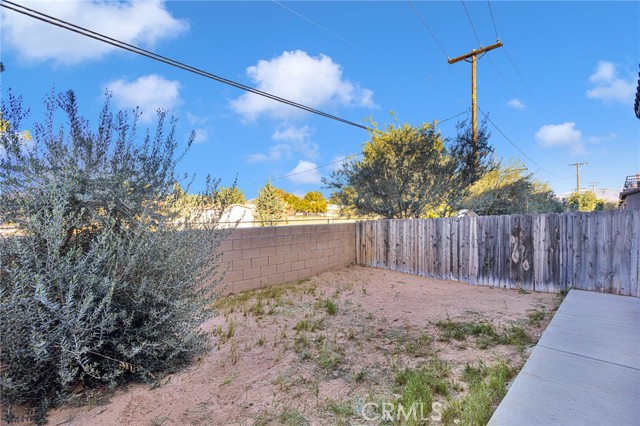 Detail Gallery Image 45 of 45 For 14193 Jicarilla Rd #302,  Apple Valley,  CA 92307 - 3 Beds | 3 Baths