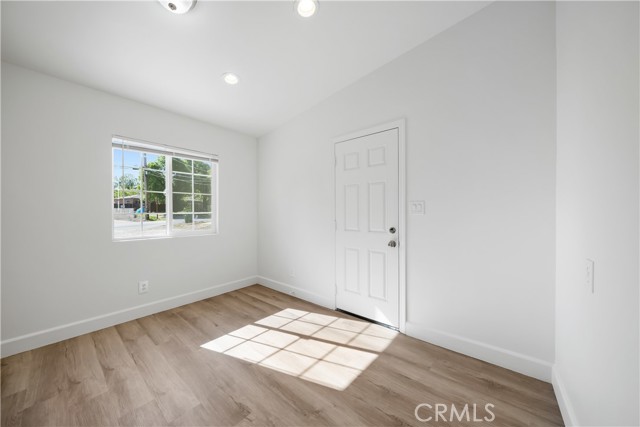 8975 Curbaril Avenue, Atascadero CA: https://media.crmls.org/medias/f5ba2df3-90b6-4554-93b9-c43c5204f66c.jpg
