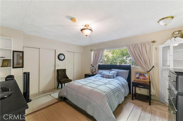 Detail Gallery Image 13 of 22 For 4348 Sepulveda Bld, Sherman Oaks,  CA 91403 - 3 Beds | 4 Baths