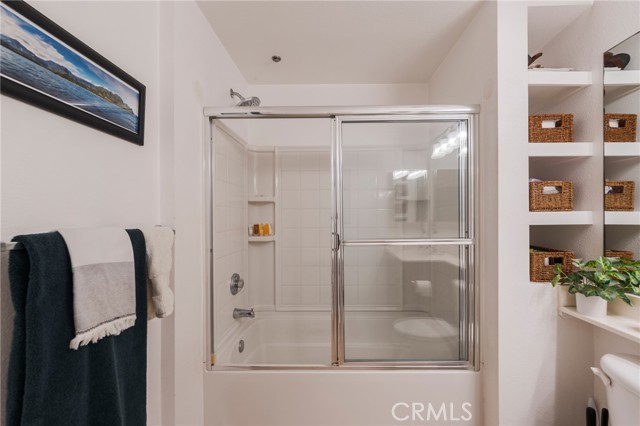 1801 E Katella Avenue, Anaheim CA: https://media.crmls.org/medias/f5ba53c6-445d-4af8-b65c-8ea7198b01d3.jpg