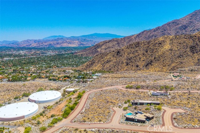 1961 Vista Palisades Drive, Palm Springs CA: https://media.crmls.org/medias/f5bae244-902a-4b1f-9396-f5a79371d66b.jpg