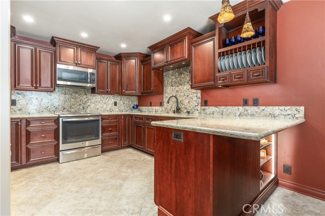 Detail Gallery Image 15 of 55 For 4640 Shady Creek Dr #46,  Paso Robles,  CA 93446 - 2 Beds | 3 Baths