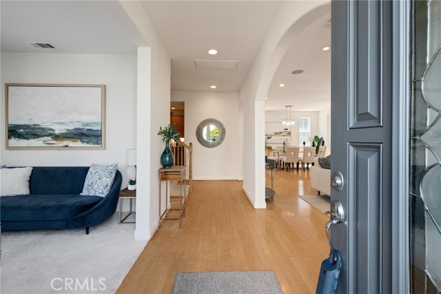 Detail Gallery Image 5 of 52 For 15 Pepper Tree Ln, Rolling Hills Estates,  CA 90274 - 3 Beds | 2/1 Baths