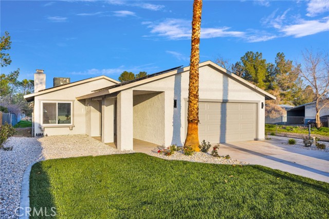 Detail Gallery Image 3 of 41 For 12525 Ninth, Victorville,  CA 92395 - 3 Beds | 2 Baths