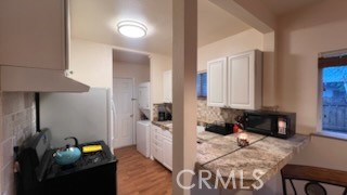 Detail Gallery Image 7 of 19 For 583 Calle Abronia a,  Palm Springs,  CA 92264 - 2 Beds | 1 Baths