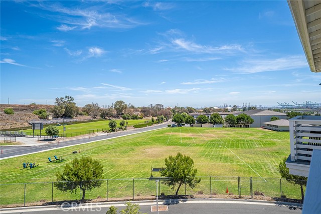 1425 W Sunrise Lane, San Pedro CA: https://media.crmls.org/medias/f5bd9a32-84be-43a1-93f7-b1bd4c406cde.jpg