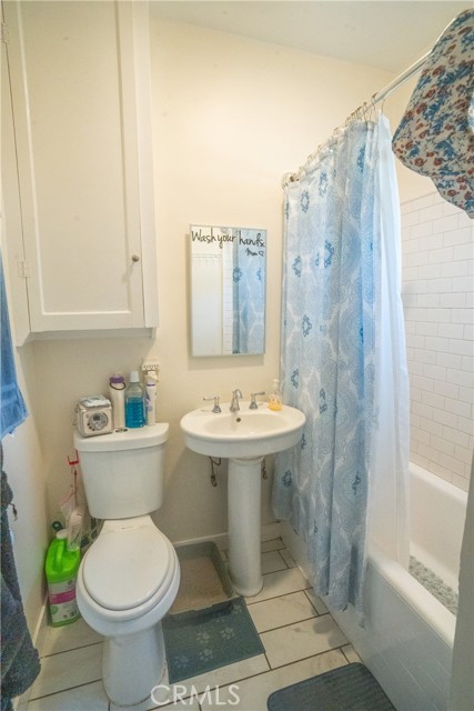 Detail Gallery Image 27 of 29 For 1724 Cherry Ave, Long Beach,  CA 90813 - – Beds | – Baths