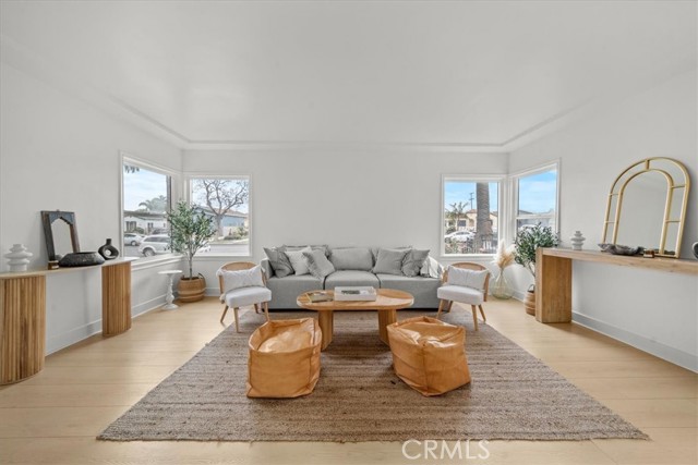 Detail Gallery Image 1 of 19 For 2119 W 83rd St, Los Angeles,  CA 90047 - 3 Beds | 2 Baths