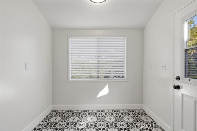 Detail Gallery Image 23 of 56 For 3430 N El Dorado, Long Beach,  CA 90808 - 4 Beds | 2 Baths