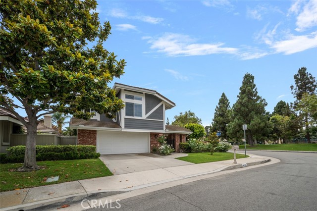 1119 San Jose, Costa Mesa CA: https://media.crmls.org/medias/f5c11f36-37d4-47a1-8086-61cdcdba7499.jpg