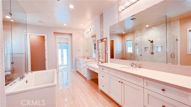 F5c14439 Fa10 4999 A162 A48ef1723337