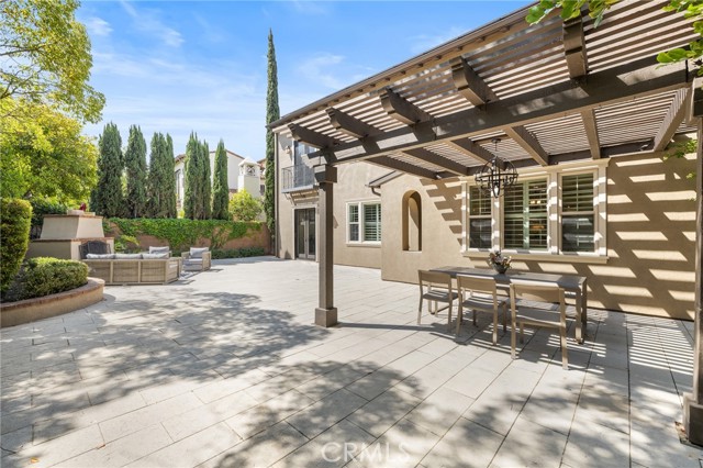 31 Prairie, Irvine CA: https://media.crmls.org/medias/f5c230cd-6a77-4d90-8ef2-18514f202055.jpg