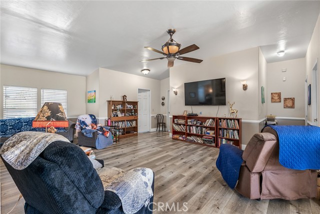 Detail Gallery Image 9 of 50 For 4837 Avalon, Yucca Valley,  CA 92284 - 4 Beds | 2/1 Baths