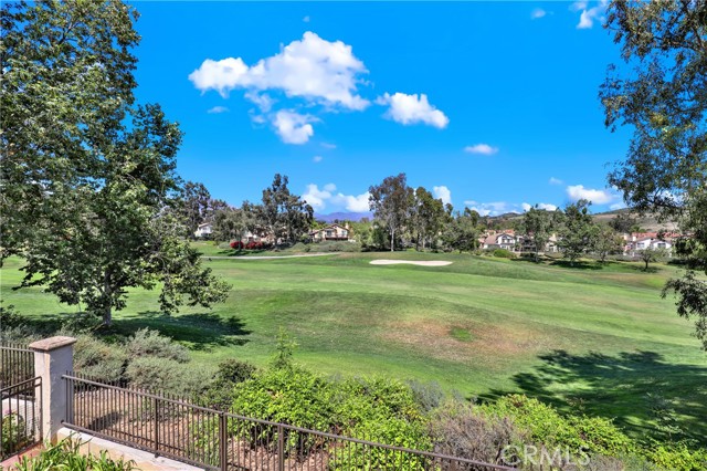 14 Reata, Rancho Santa Margarita CA: https://media.crmls.org/medias/f5c28173-df76-48a6-b8b2-4b07c55e2d12.jpg