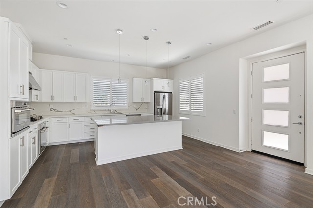 107 Menkar, Irvine CA: https://media.crmls.org/medias/f5c3239b-9fca-4285-891b-85257b203004.jpg