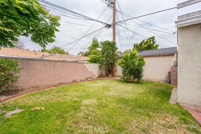 Image 40 of 48 For 10113 Harvest Avenue