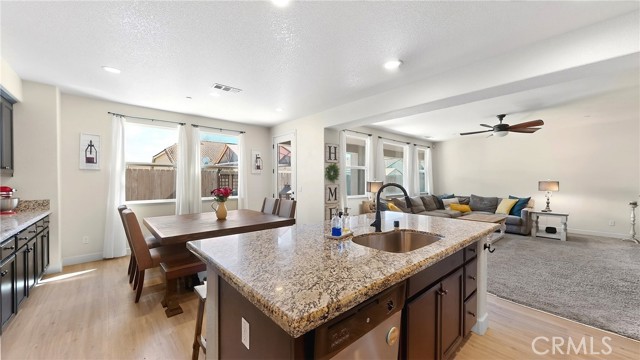 Detail Gallery Image 21 of 60 For 1164 Barcelona, Livingston,  CA 95334 - 4 Beds | 4 Baths