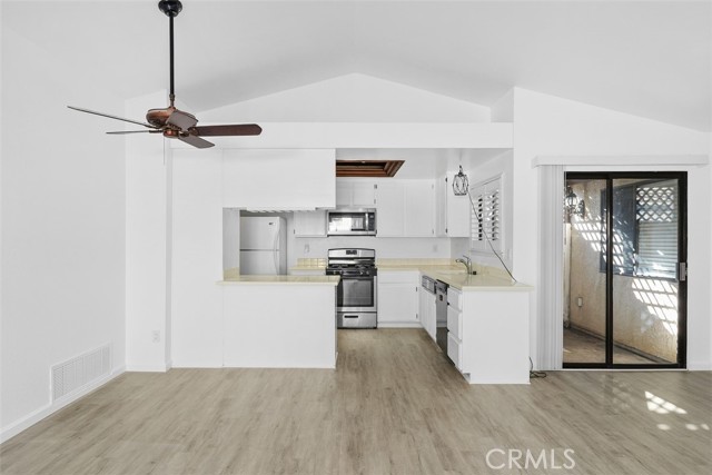 Detail Gallery Image 6 of 27 For 27772 Cloud Dance Court, Menifee,  CA 92585 - 3 Beds | 2 Baths