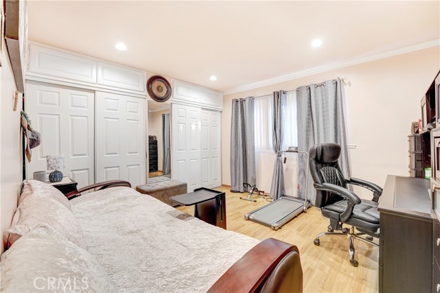 Detail Gallery Image 14 of 16 For 19530 Enadia, Reseda,  CA 91335 - 3 Beds | 2 Baths