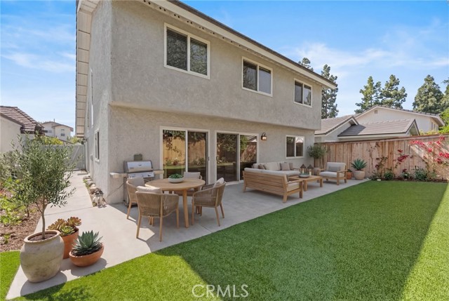 Detail Gallery Image 16 of 25 For 10 Poinsettia, Irvine,  CA 92604 - 3 Beds | 2/1 Baths