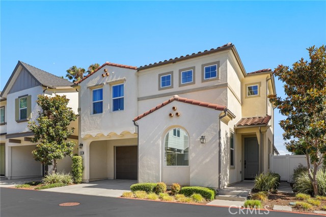 403 Aura Drive, Costa Mesa CA: https://media.crmls.org/medias/f5c47548-0108-4ae0-853f-7c56c5523ddb.jpg