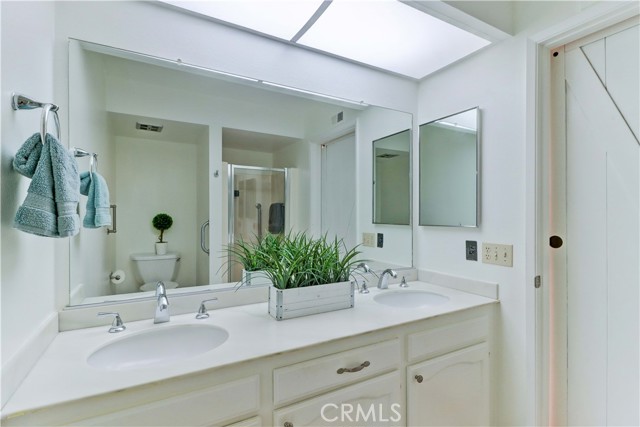 3463 Bahia Blanca W, Laguna Woods CA: https://media.crmls.org/medias/f5c5baf8-e99d-49f9-9631-a4f3f49cd001.jpg